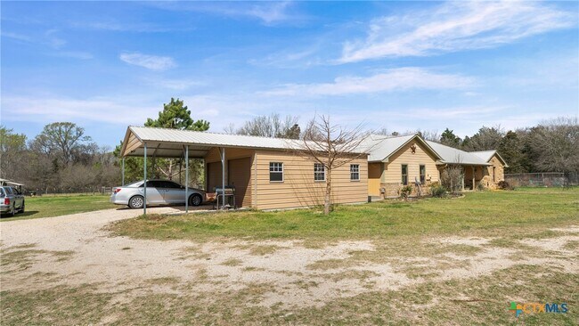 Building Photo - 1102 Fairview Dr