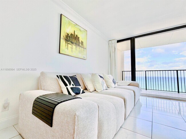 Building Photo - 2101 S Ocean Dr