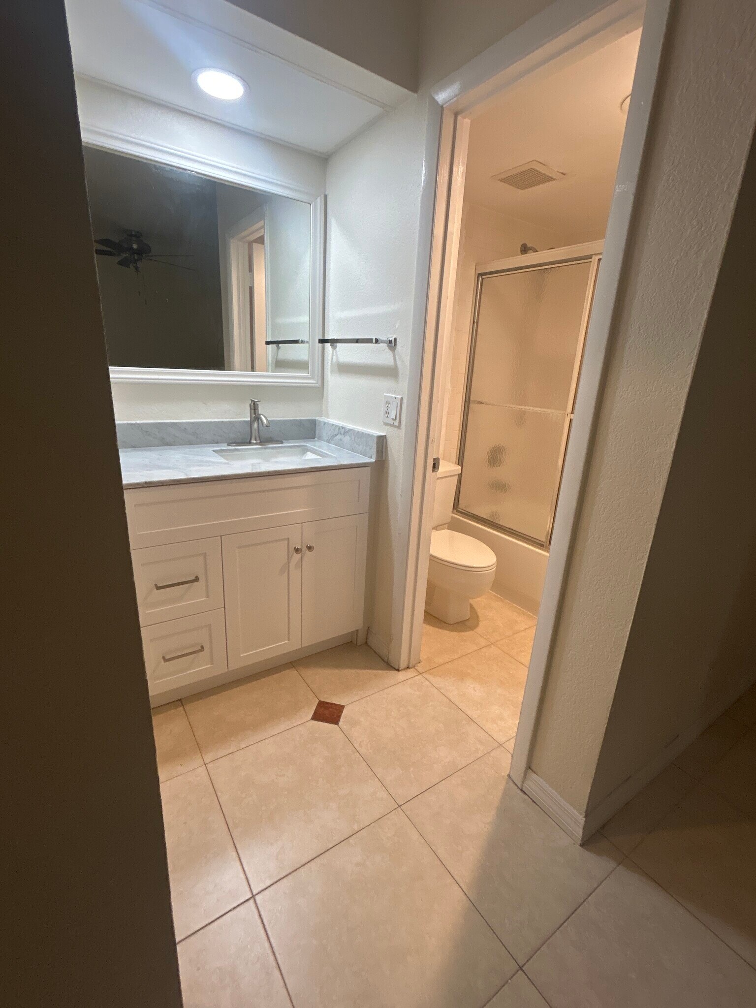 Building Photo - 2930 SW 87th Ter