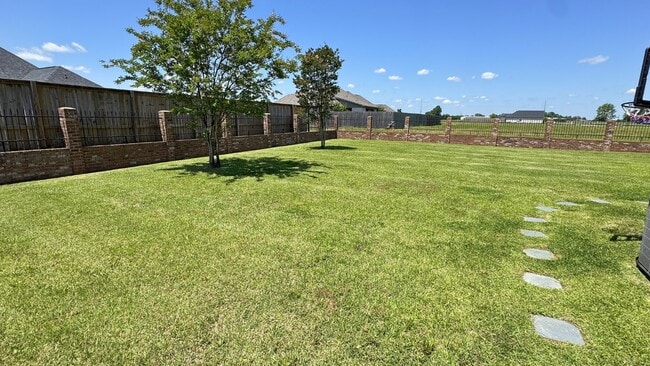 Building Photo - 210 Bayou Trace Drive