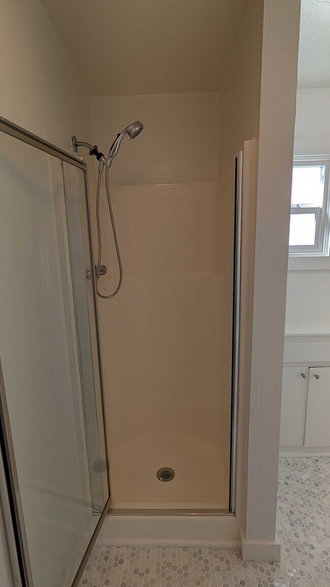 Building Photo - 541 Mason St