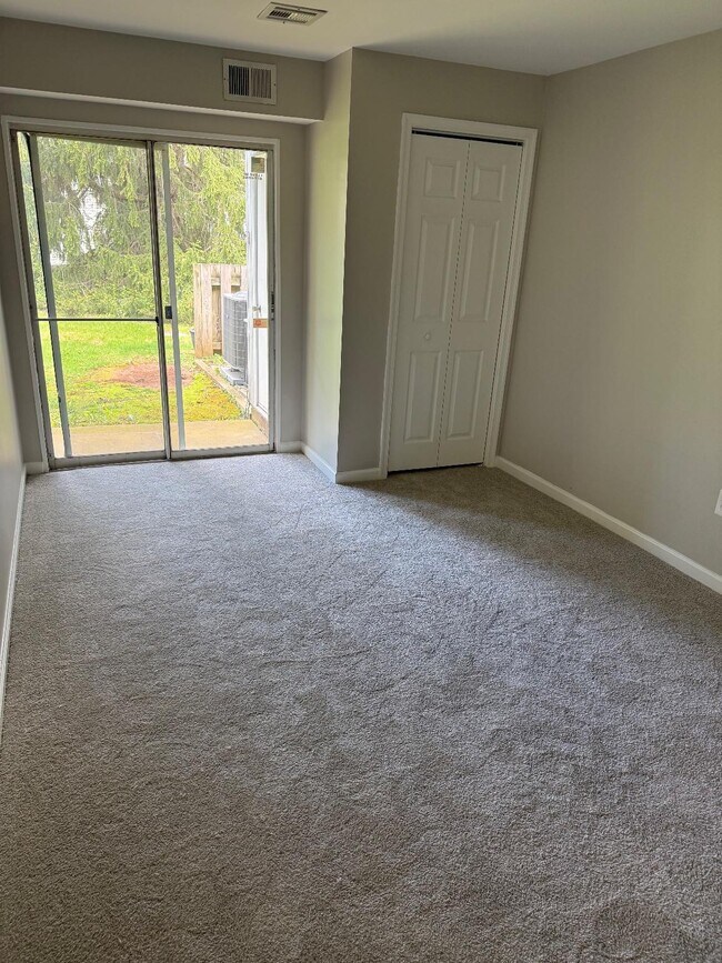 Building Photo - 1203 Crosshill Ct