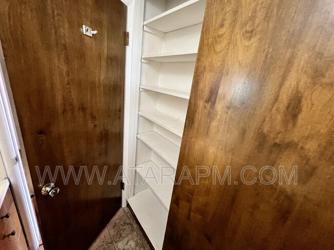 Building Photo - 270 2020 N