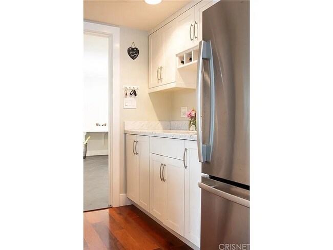 Building Photo - 12807 Milbank St