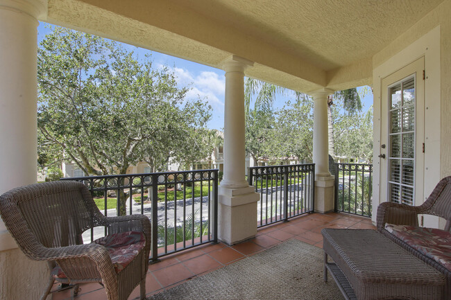 Building Photo - 8210 Calterra Dr