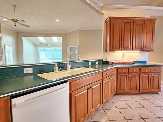 Building Photo - 192 Hamby Dr