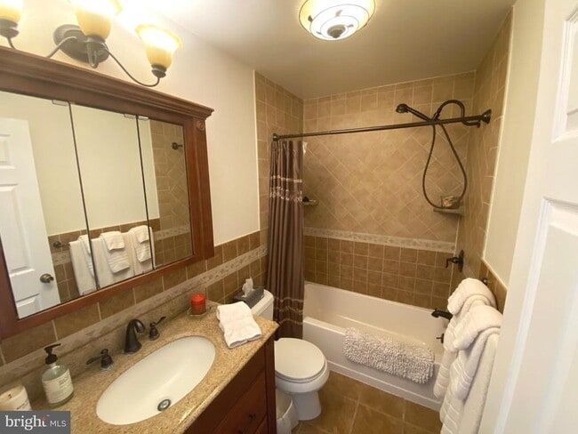 Building Photo - 2104 Seneca Run