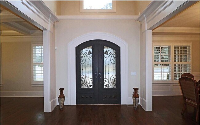 Building Photo - 6552 Long Acres Dr