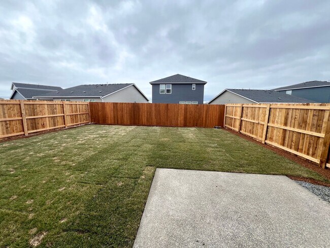 Building Photo - 3105 Wrangler Dr