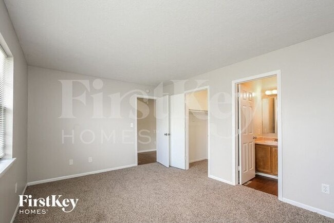 Building Photo - 5759 Pemberly Dr