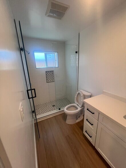 Building Photo - 266 Witmer St