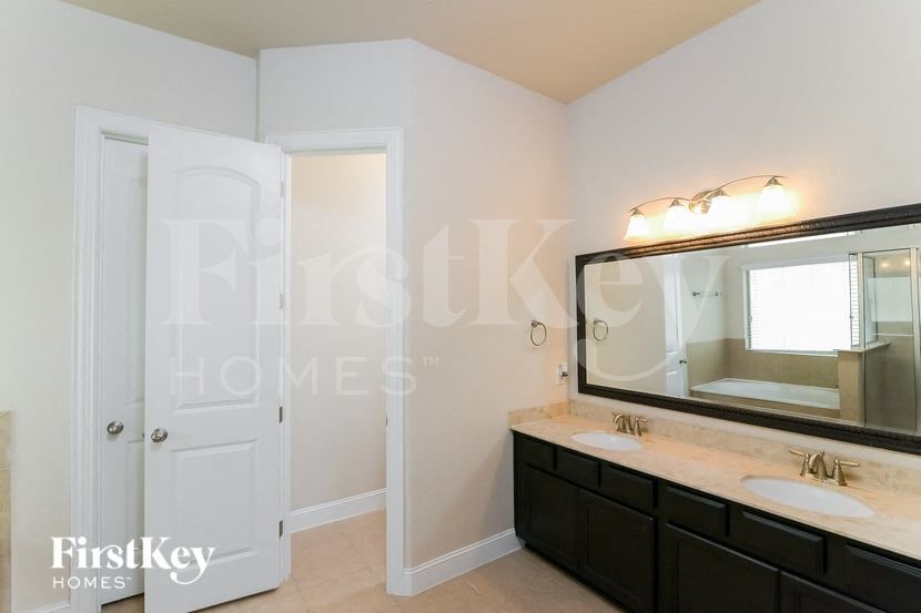 Building Photo - 13027 Sweet Emily