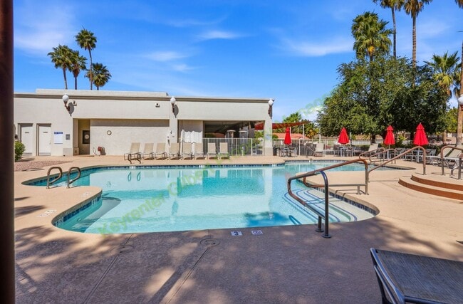 Building Photo - Golf Course Living in Sun Lakes  – 55+ IronOaks at Sun Lakes Community Home on the 18th Fairway!