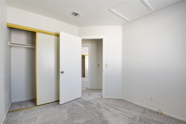 Building Photo - 8216 Carmen Blvd