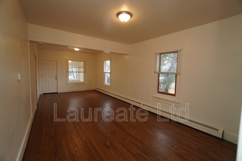 Building Photo - 1440 Kenton St