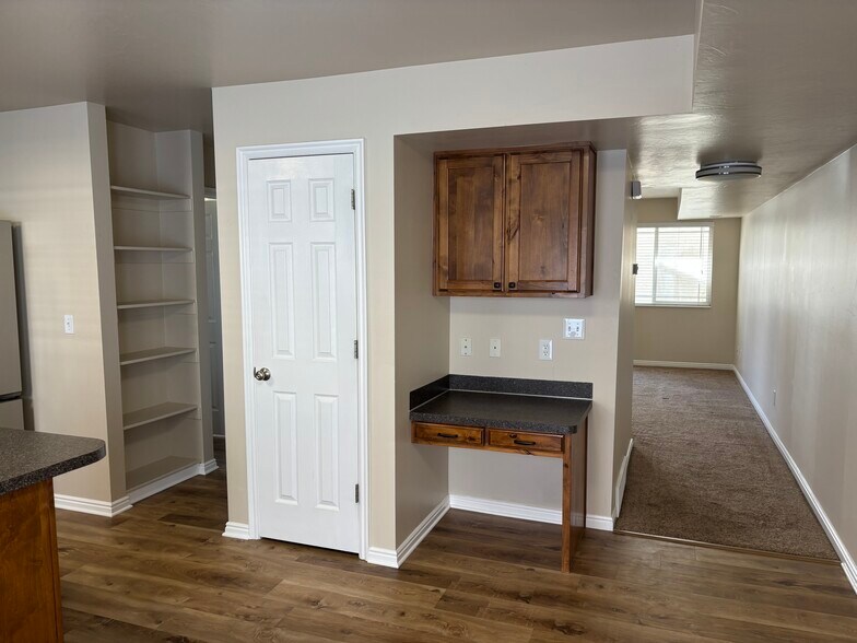 Building Photo - 244 E 2350 N