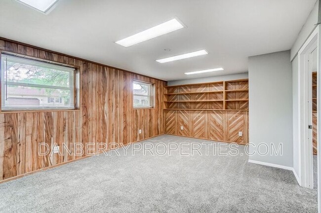 Building Photo - 3539 Turret Green Dr