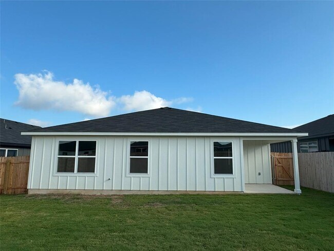 Building Photo - 501 Double Vision Rd