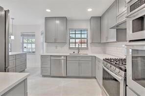 Building Photo - 2410 NW 137th Terrace