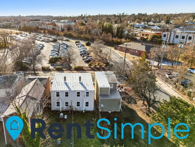 Building Photo - 317 Prince Edward St