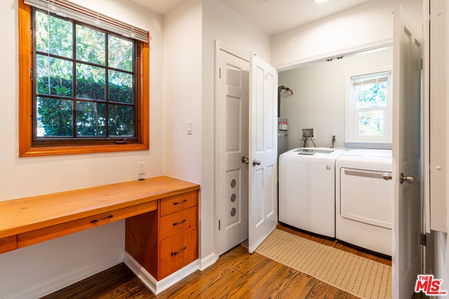 Building Photo - 2771 Club Dr