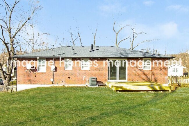 Building Photo - Remodeled 3 Bedroom Home in Kansas City