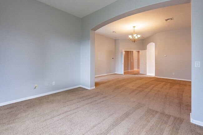 Building Photo - 4 Bedroom, 2.5 Baths with Private Pool!