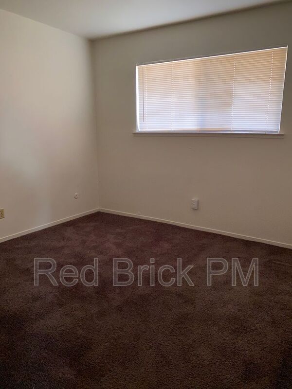 Building Photo - 3326 Carson Ct