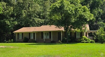 Building Photo - 117 Roman Cir