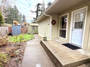 Building Photo - Cozy & Private Fircrest Unit with Garden Space