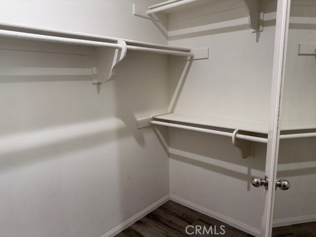 Building Photo - 2750 E Oak Hill Dr