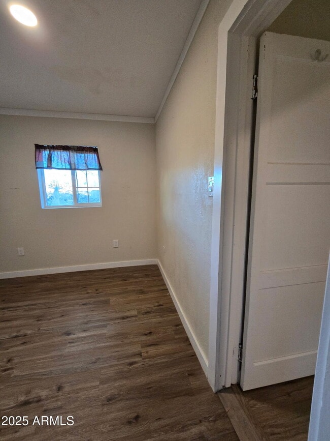 Building Photo - 19 W Fremont St