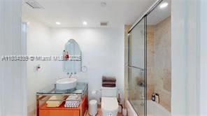 Building Photo - 6000 Collins Ave