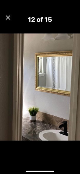 Building Photo - 20984 White Oak Ln