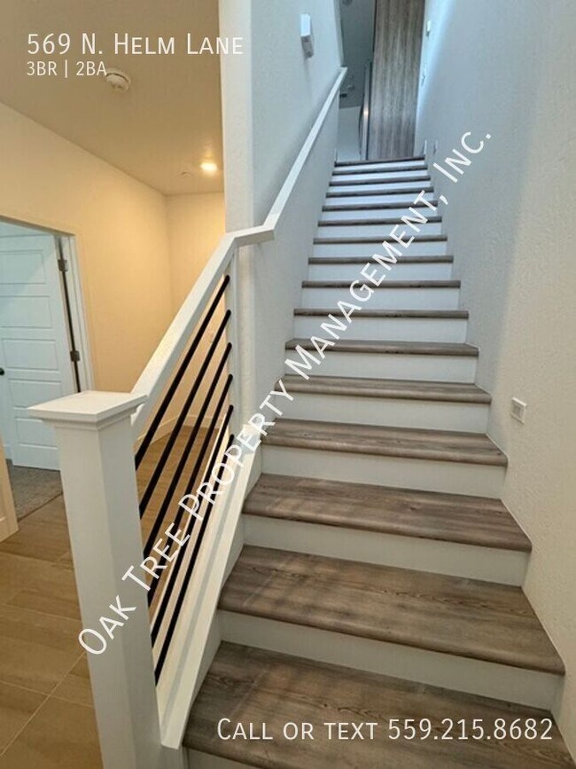 Building Photo - 569 N Helm Ln