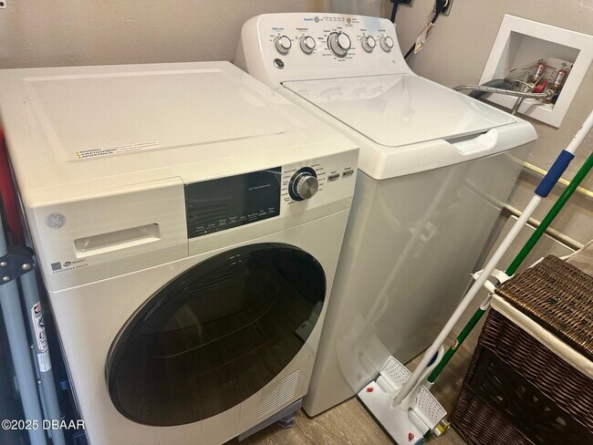 Building Photo - 2900 N Atlantic Ave