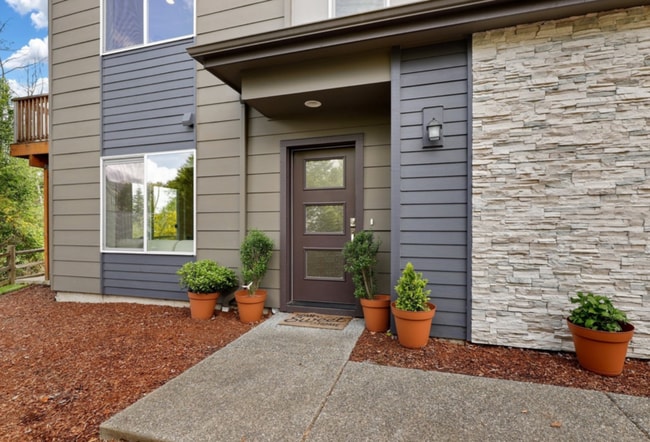 Building Photo - 12915 20th Dr W