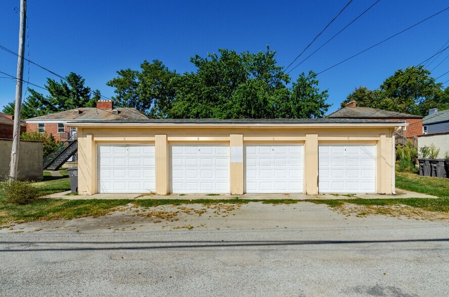 Building Photo - 1448 Elmwood Ave