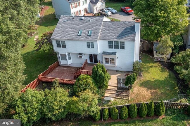 Building Photo - 15744 Beau Ridge Dr