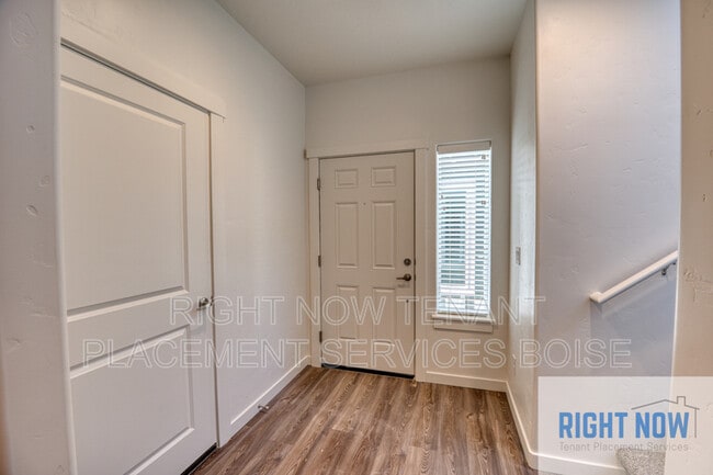 Building Photo - 5505 E Bollo St