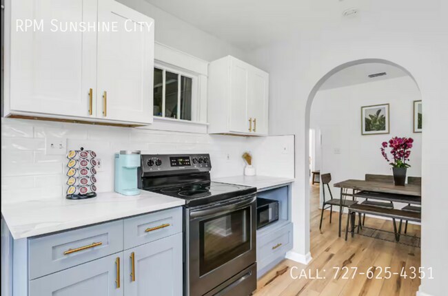 Building Photo - 7201 N Highland Ave