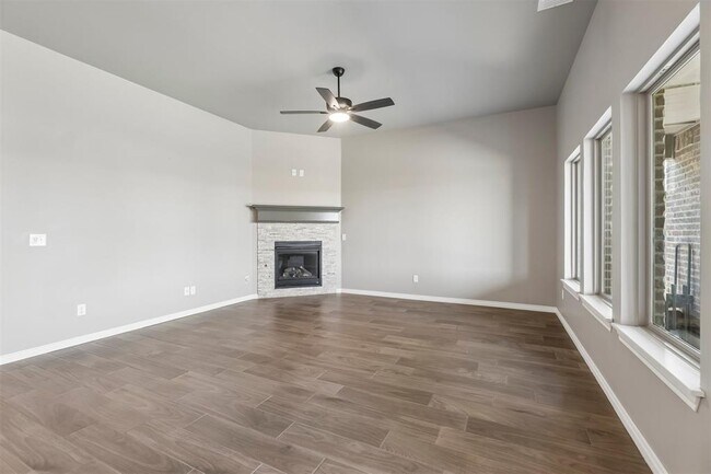 Building Photo - 9225 NW 92nd St