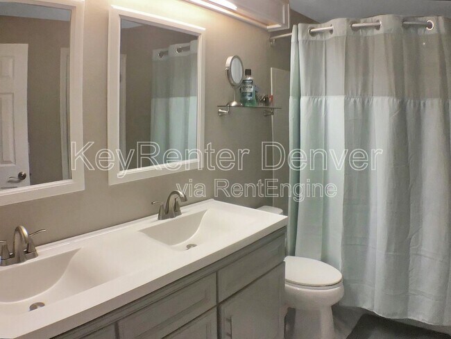 Building Photo - 1699 S Trenton St