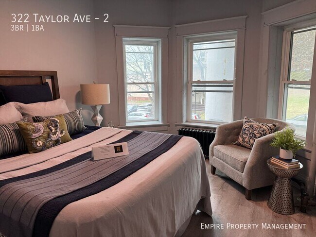 Building Photo - 322 Taylor Ave