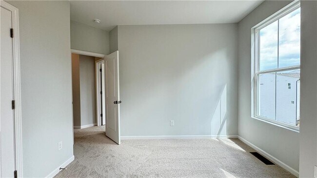 Building Photo - 1479 Creekside Cir NW