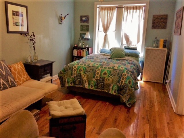 Primary Photo - 4228 N Kenmore Ave