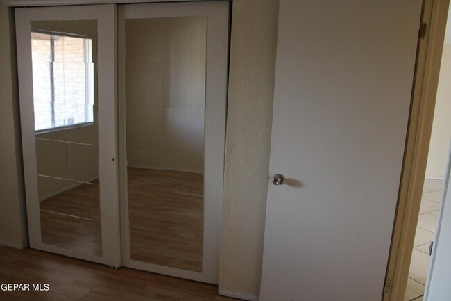 Building Photo - 5947 Deer Ave
