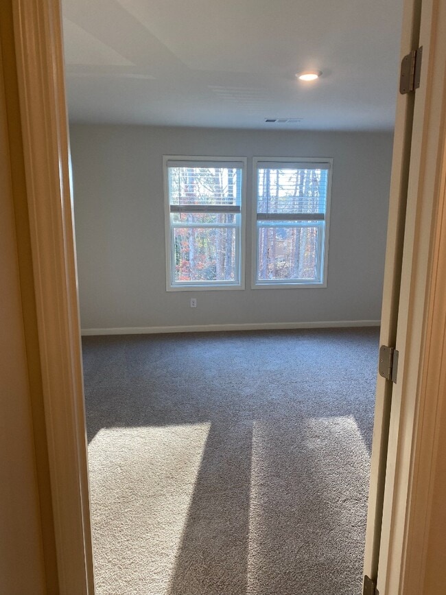 Building Photo - Modern 3-Story Townhome Near Woodstock High & Middle School
