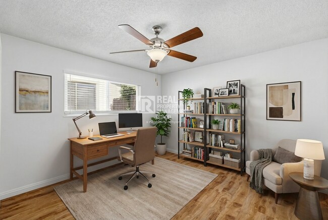 Building Photo - 186 E 21st St