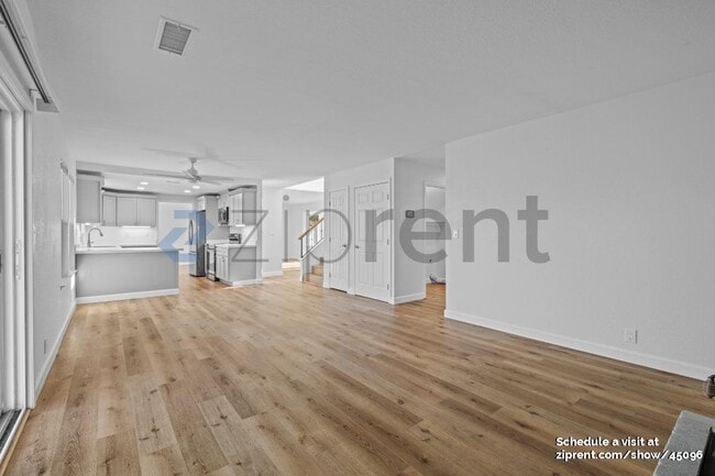 Building Photo - 1275 Sweetbrier Pl